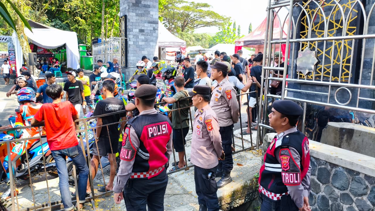 Polres Ciamis Amankan Ajang Road Race Mr Pully Championship Demi Tekan Angka Balap Liar
