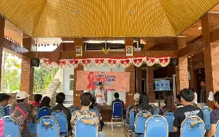 Gandeng Puskesmas, Mahasiswa KKN Umsida Edukasi Remaja Desa Ngembat Terkait Bahaya HIV/AIDS dan Hoaks Kesehatan