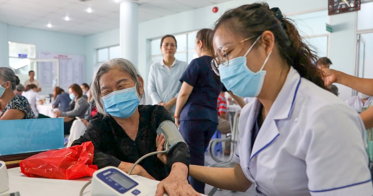 Transformasi Layanan Kesehatan, Warga Kota Ho Chi Minh Kini Bebas Pilih Lokasi Pemeriksaan Gratis