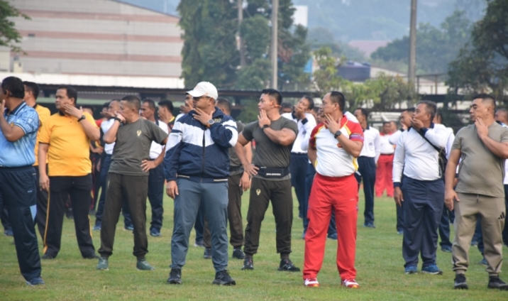 TNI-Polri dan Forkopimda Gelar Olahraga Bersama di SARAGA ITB Bandung