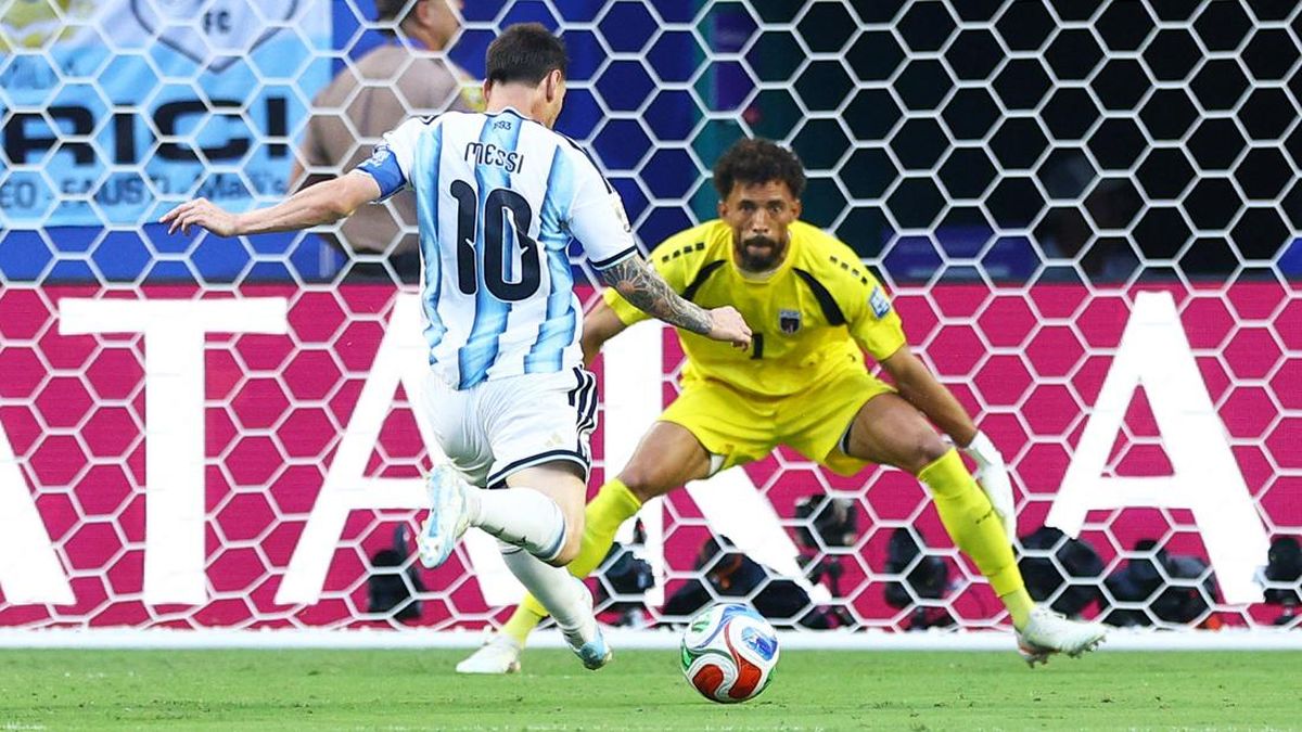 Apresiasi Hangat Lionel Messi untuk Ketangguhan Kiper Cape Verde, Vozinha