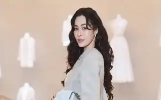 Sabet Gelar Perempuan Tercantik Dunia 2026, Ini Profil dan Perjalanan Karier Lingling Kwong