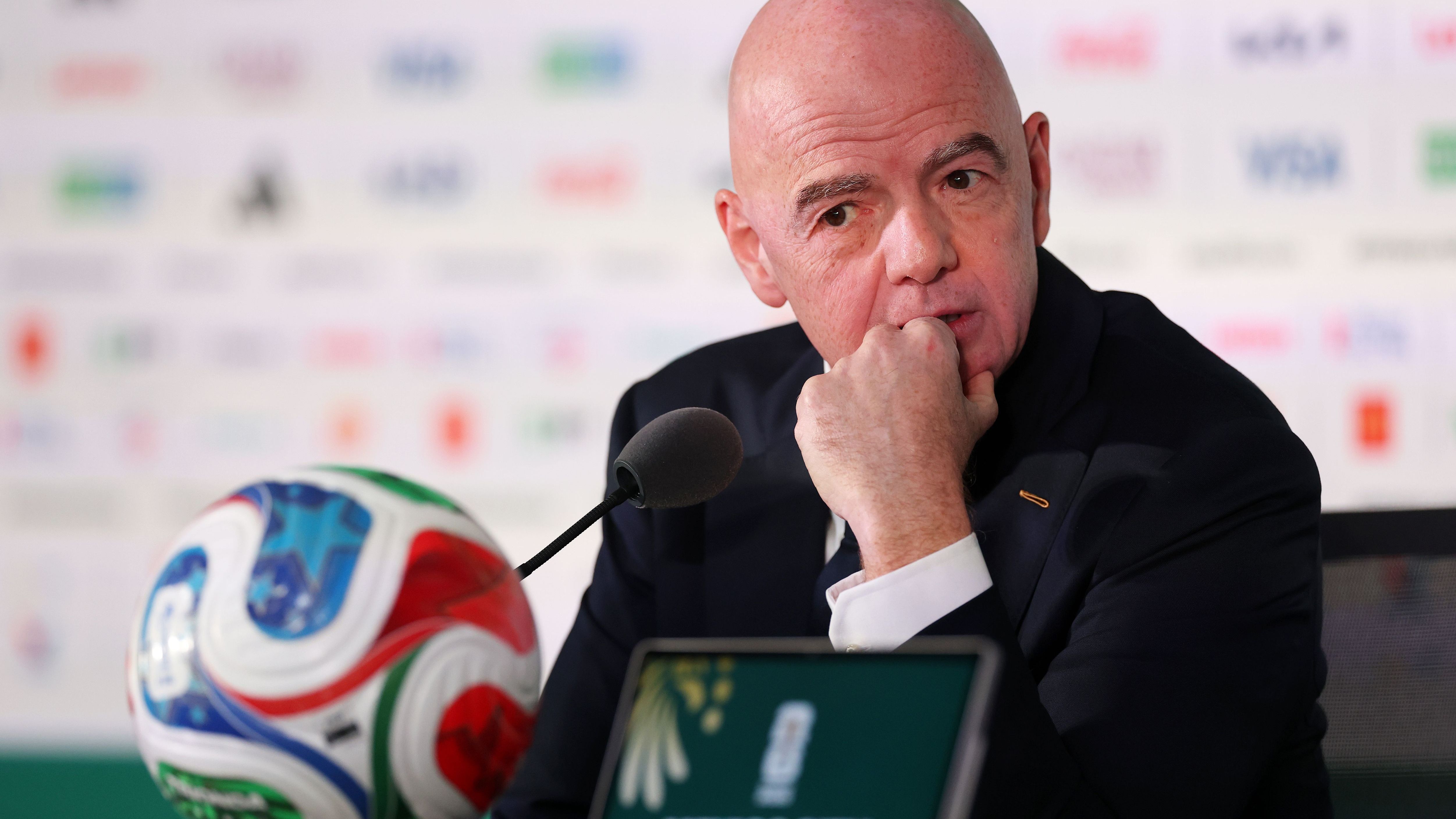 FIFA Batalkan Perubahan Jadwal Laga Meksiko vs Inggris Usai Tuai Protes Keras