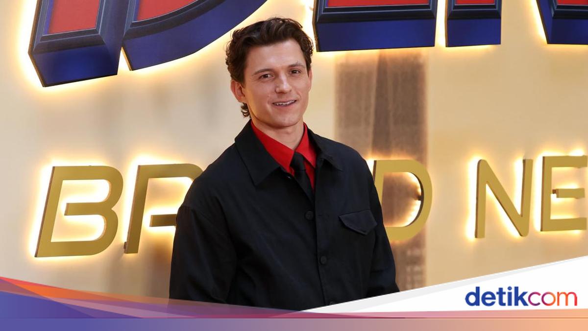 Tom Holland Ungkap Dirinya Sengaja 'Dijauhkan' dari Detail Film Avengers karena Reputasi Tukang Bocor