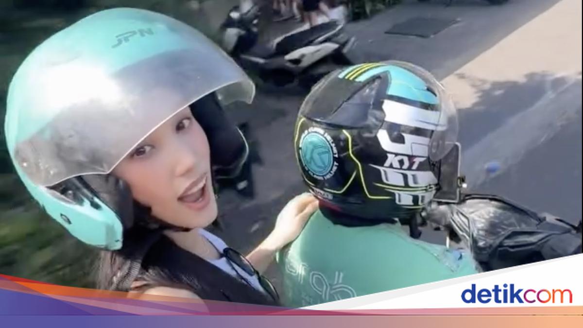 Aksi Huening Bahiyyih Kep1er Berboncengan Ojek Online di Bali Viral