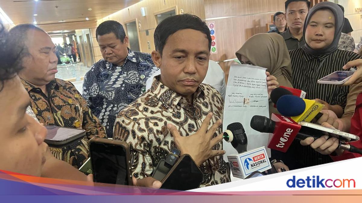 Bantah Terlibat Kasus Suhardiman Amby, Menteri Kehutanan Ungkap Pengembalian Amplop Misterius