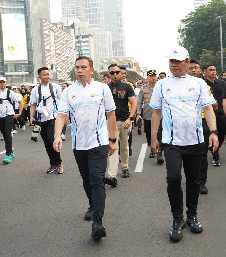 Pangdam Jaya Ikuti Olahraga Bersama dan CFD Hari Bhayangkara ke-80 di Jakarta Pusat