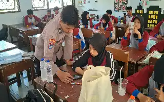 Antisipasi Dampak Kecerdasan Buatan, Polres Pasuruan Edukasi Literasi AI bagi Pelajar