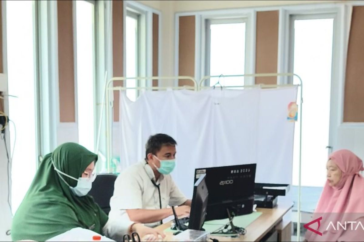 Dokter Spesialis di Gorontalo Peringatkan Bahaya Konsumsi Obat Tanpa Resep