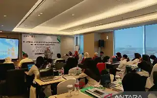 Sinergi Dinkes dan Swasta, Nakes Pelalawan Digembleng Pelatihan Asuhan Persalinan Normal