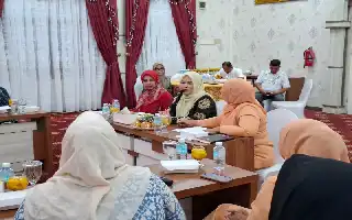 Pimpin Rapat Perdana, Ketua Perwosi Aceh Ajak Perempuan Galakkan Pola Hidup Sehat