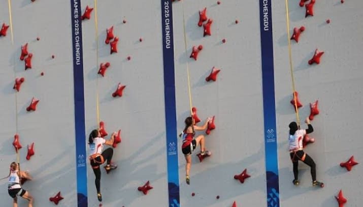 Tim Panjat Tebing Indonesia Raih Empat Medali di World Climbing Series Polandia