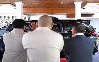 Dinamika Politik di Balik Tuduhan Manuver 'Dua Kaki' PDIP