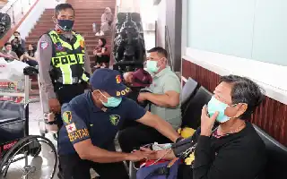 Tingkatkan Kenyamanan Penumpang, Polresta Bandara Soetta Sediakan Layanan Kesehatan dan Logistik Gratis