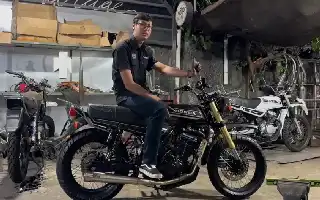 Berawal dari Garasi Rumah, Mahasiswa UNM Sukses Bangun Bisnis Modifikasi Motor Beromzet Ratusan Juta Rupiah