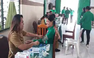 Peringati HUT ke-81 RI, Persit Kodim 1310/Bitung Gelar Olahraga Bersama dan Pemeriksaan Kesehatan Gratis
