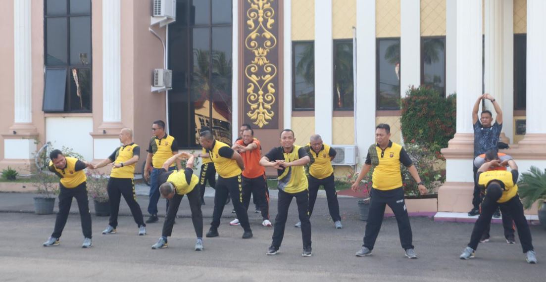 Tingkatkan Kesiapan Operasional, Polres Tanjung Jabung Barat Rutinkan Olahraga Bersama